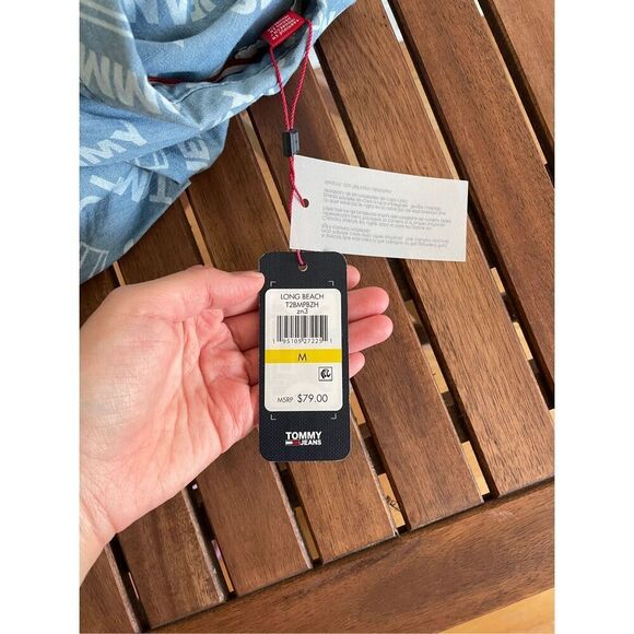 NWT Tommy Hilfiger All-over Logo Chambray Shirt Denim Blue Women Size M - Picture 5 of 6